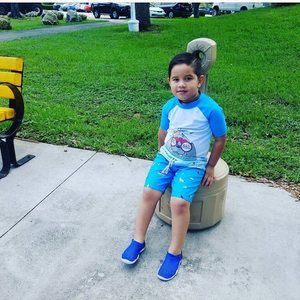 Meet your Posher, Carlos